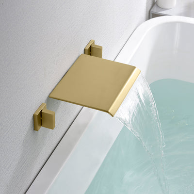 Waterval badkraan wandmontage met klep, geborsteld gouden badvuller 3 gaten, hoge doorstroming