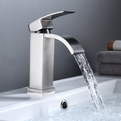 Waterval Badkamerkraan, Wastafelkraan Geborsteld Nikkel Afwerking